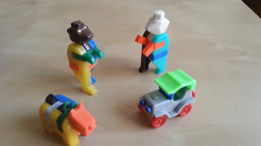 DDR Puzzle Figuren